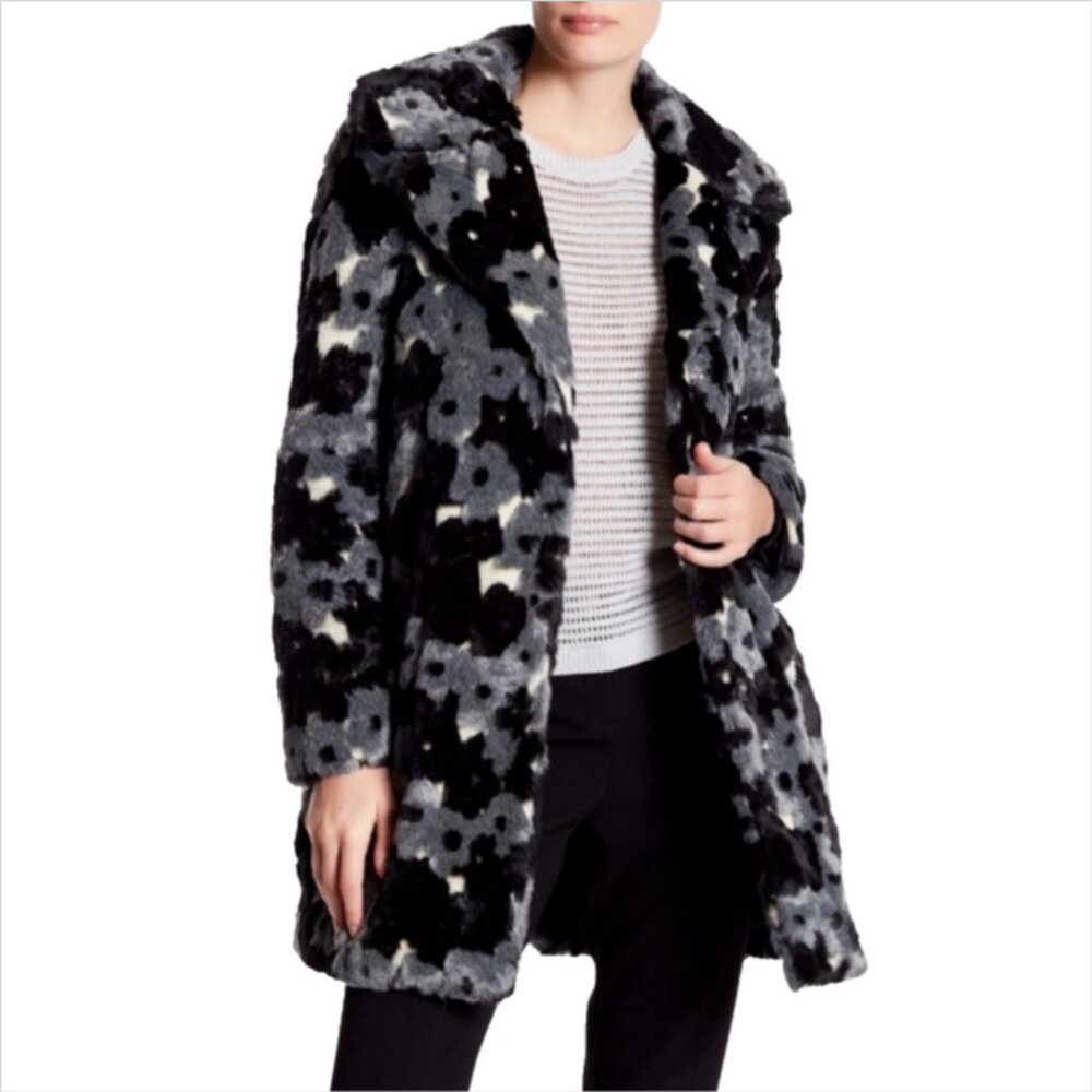 NWOT Betsey Johnson Faux Fur Floral Pattern Jacket